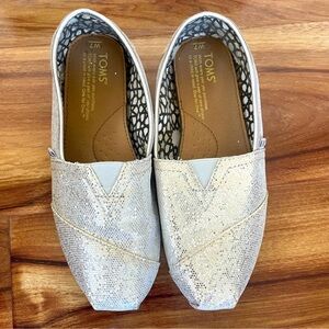 Toms Silver Glitter Flats Slip-On Shoes